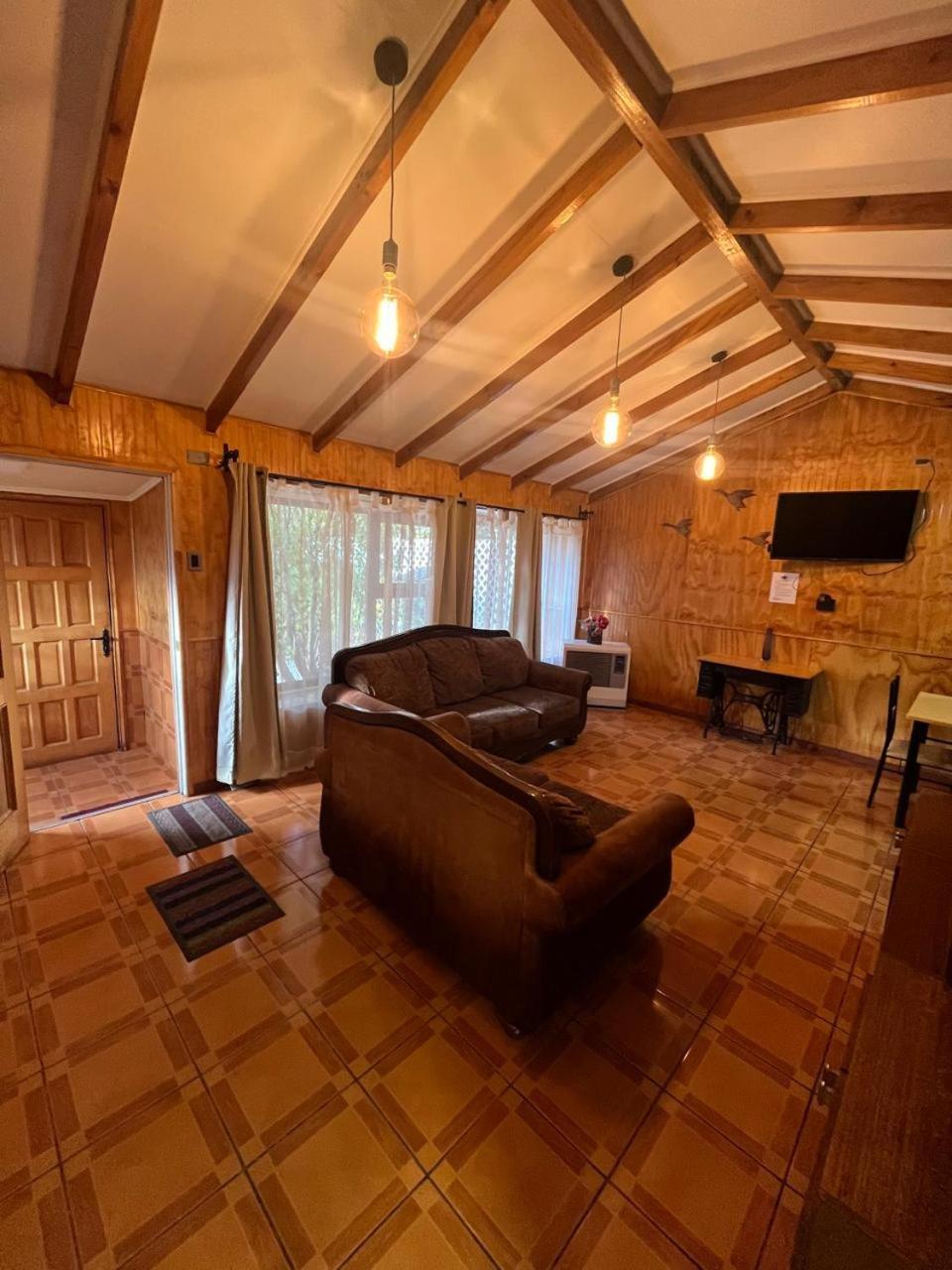 Cabanas Espanol Coyhaique Exterior photo